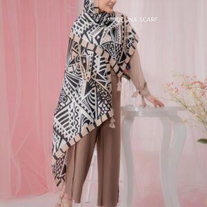 شال نخی منگوله ای 716M3