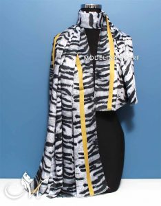 خرید شال پاییزه زبرا 823M1