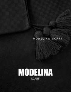 روسری نخی منگوله دار