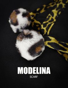 شال موهر مشکی پلنگی پم پم دار