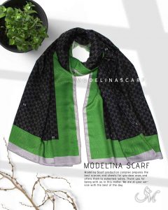 شال نخی گوچی 888M33