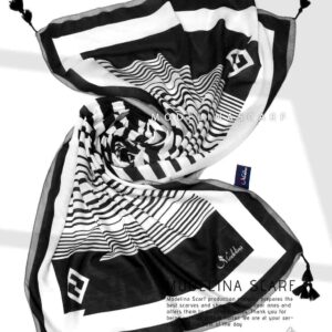 شال نخی منگوله دار مدلینا M1