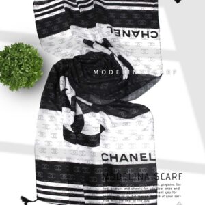 شال نخی منگوله دار مدلینا M4