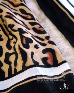 شال نخی وول پلنگی زمستاه