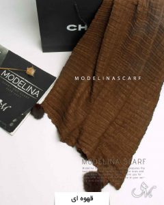 شال پلیسه مربعی پم پم دار قهوه ای