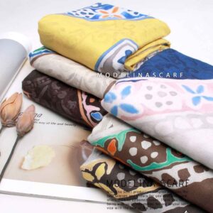 روسری نخی زمستانه