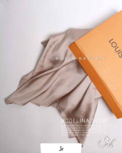 روسری ساتن بژ