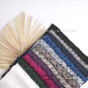 شال نخ ابریشم مرواریدی