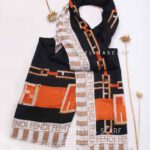 شال نخ پاییزه فندی(وارداتی)1495 نارنجی