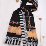 شال نخ پاییزه فندی(وارداتی)1495 مشکی