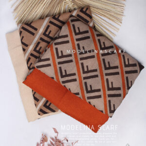 روسری نخ پاییزه(وارداتی)مدلینا 1501M7