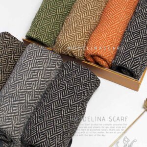 1647m3 شال پلیسه طرحدار(وارداتی)