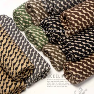 1647m4 شال پلیسه طرحدارپاییزه(وارداتی)