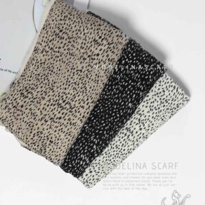 شال خال خالی پاییزه(وارداتی) 1689