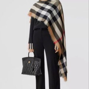 روسری BURBERRY ریشه درجه یک تک رنگ