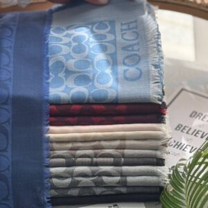 شال کشمیر چهارفصل COACH