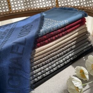 روسری کشمیر چهارفصل قواره۱۴۰ Michael kors